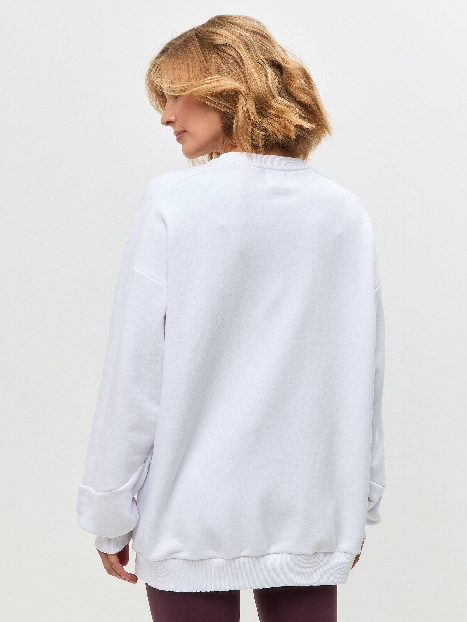 Свитшот белый с круглым принтом BSWR