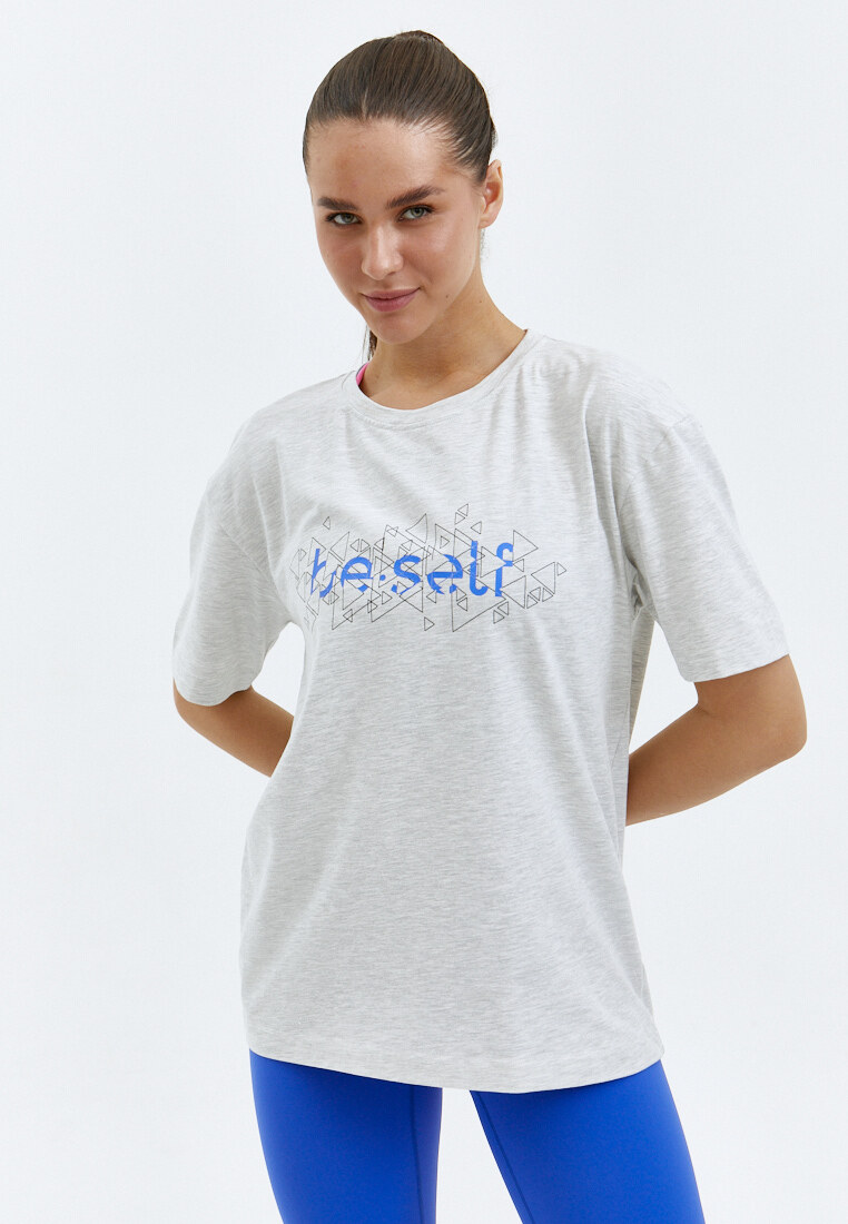 Футболка с геометрическим принтом BeSelf серая