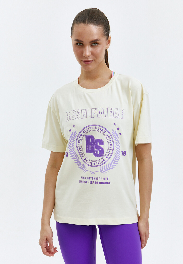 Футболка BSWR экрю с принтом