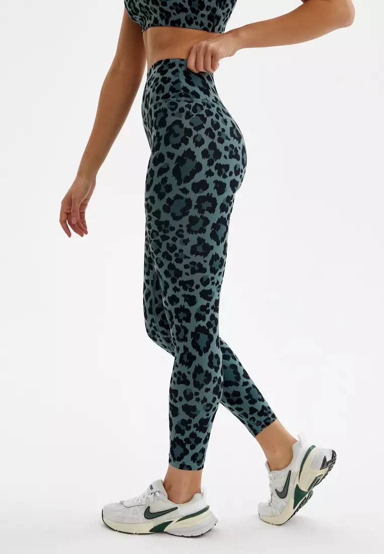 Лосины FAUNA пыльно-зеленый леопард