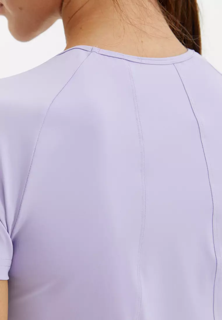 Удлиненная футболка SATIN BASE лавандовая