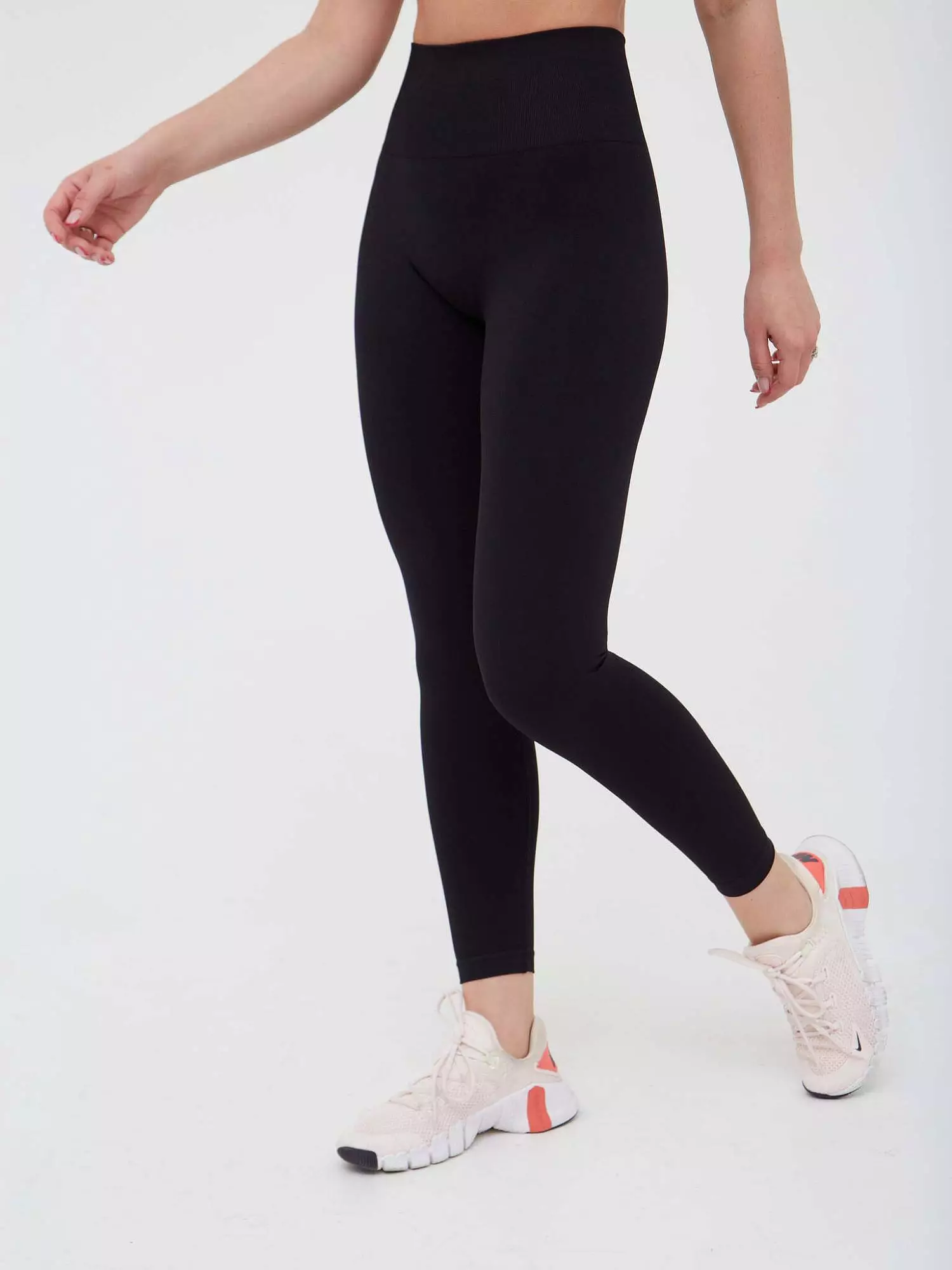 Лосины SEAMLESS PUSH-UP черные