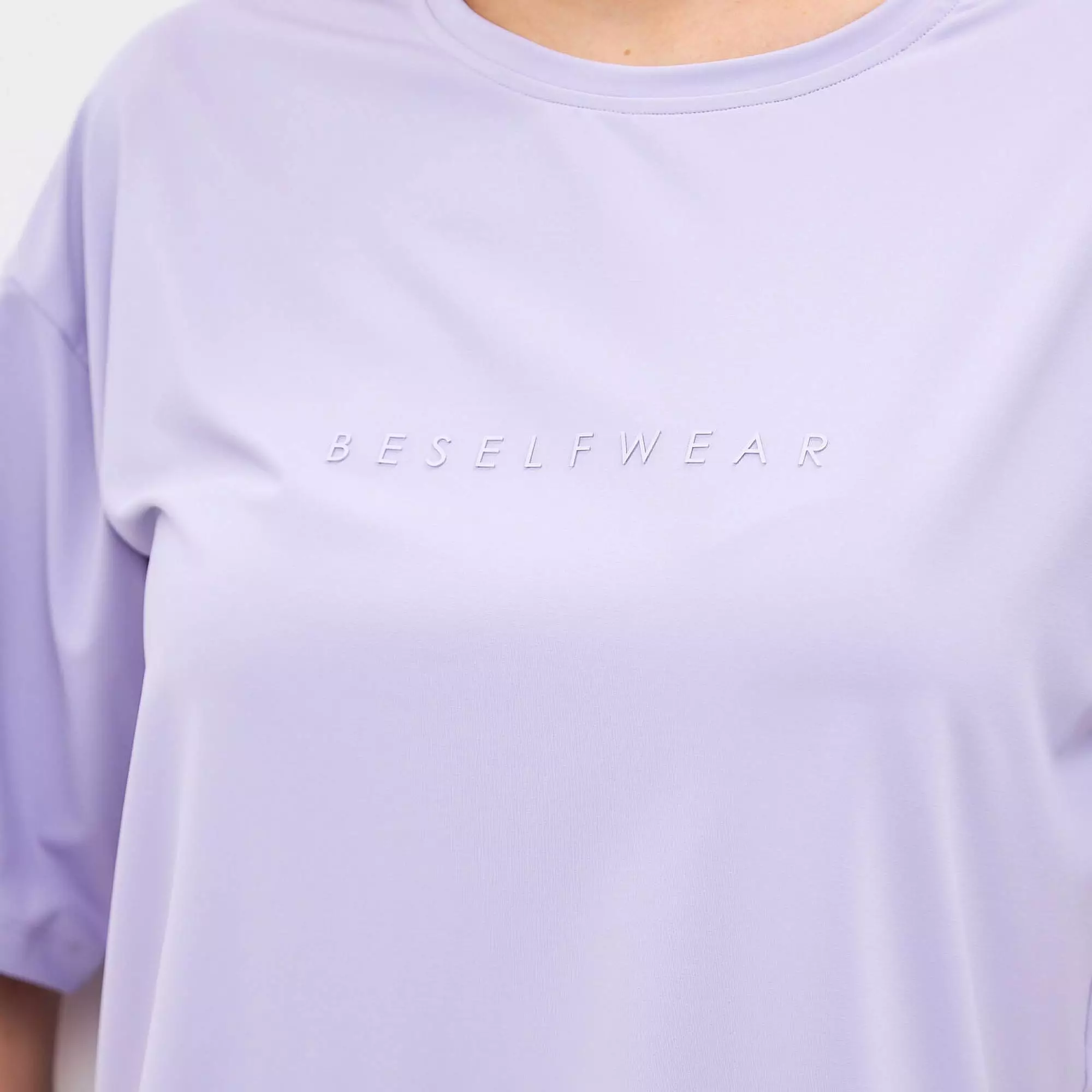 Футболка SATIN BASE лавандовая