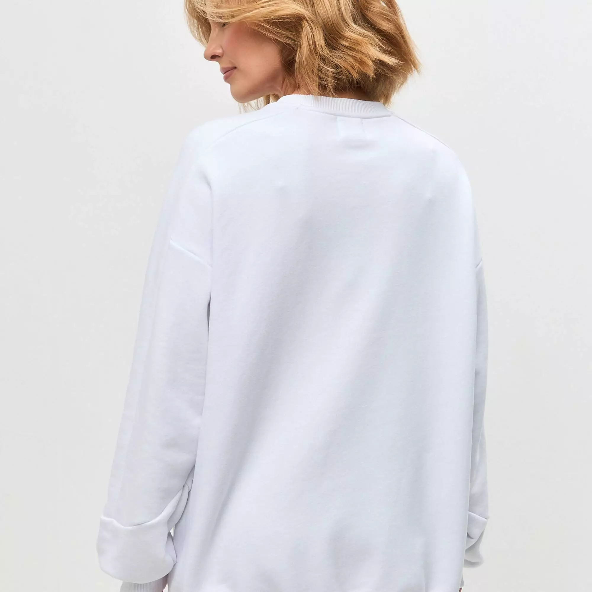 Свитшот белый с круглым принтом BSWR