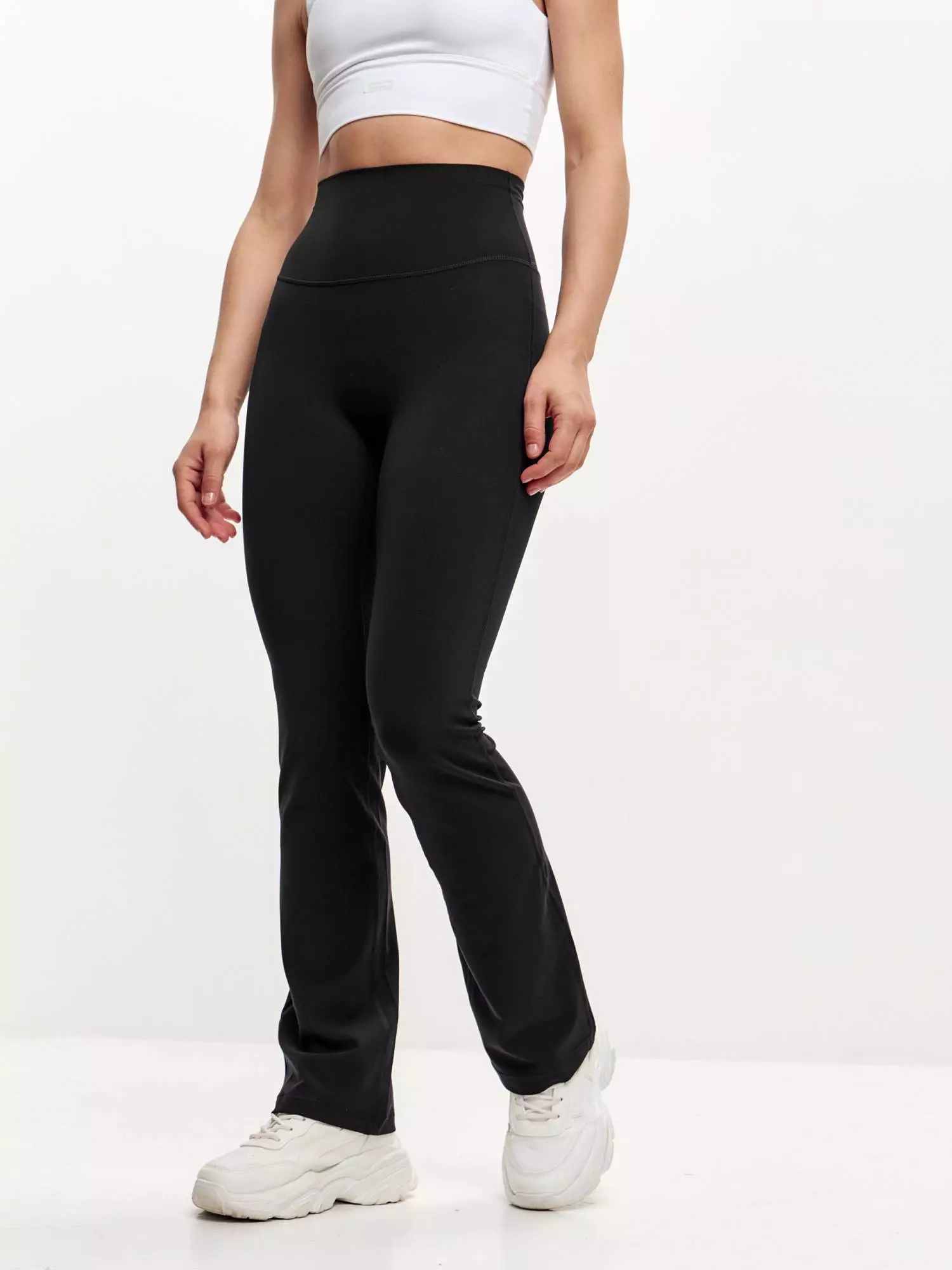 Брюки клеш SOFT LIBERTY Short черные