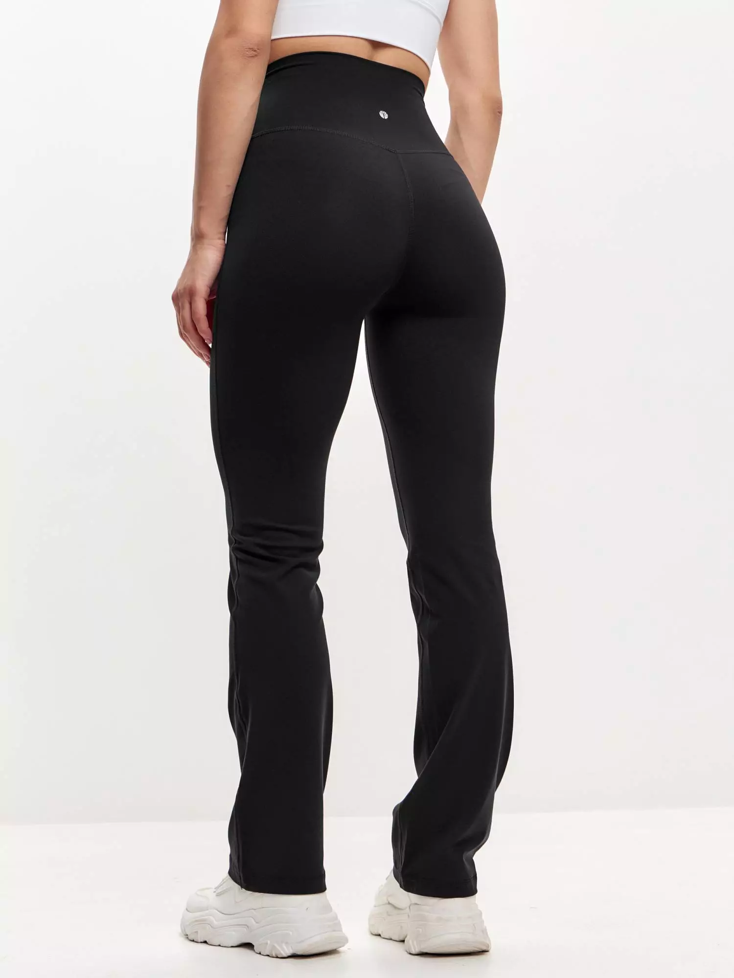 Брюки клеш SOFT LIBERTY Short черные
